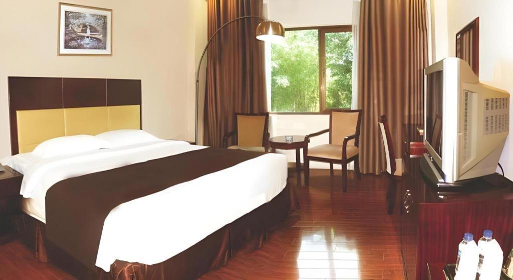 Narita Classic Hotel Surabaya Eksteriør billede